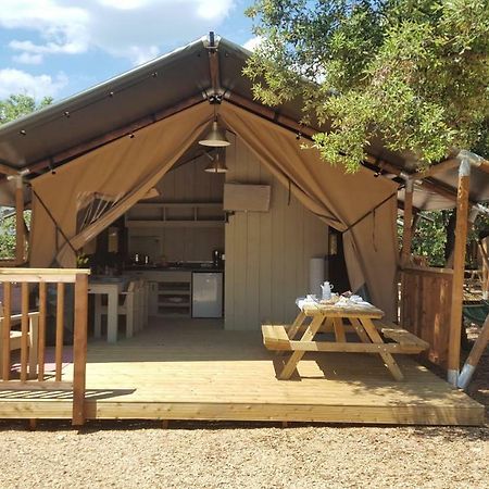 Glamping Beach Soline ビオグラード・ナ・モル エクステリア 写真