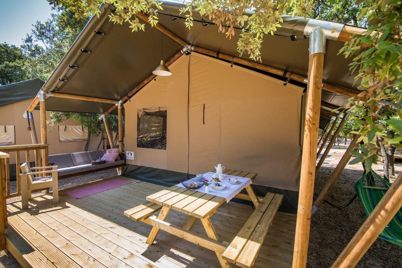 Glamping Beach Soline ビオグラード・ナ・モル エクステリア 写真